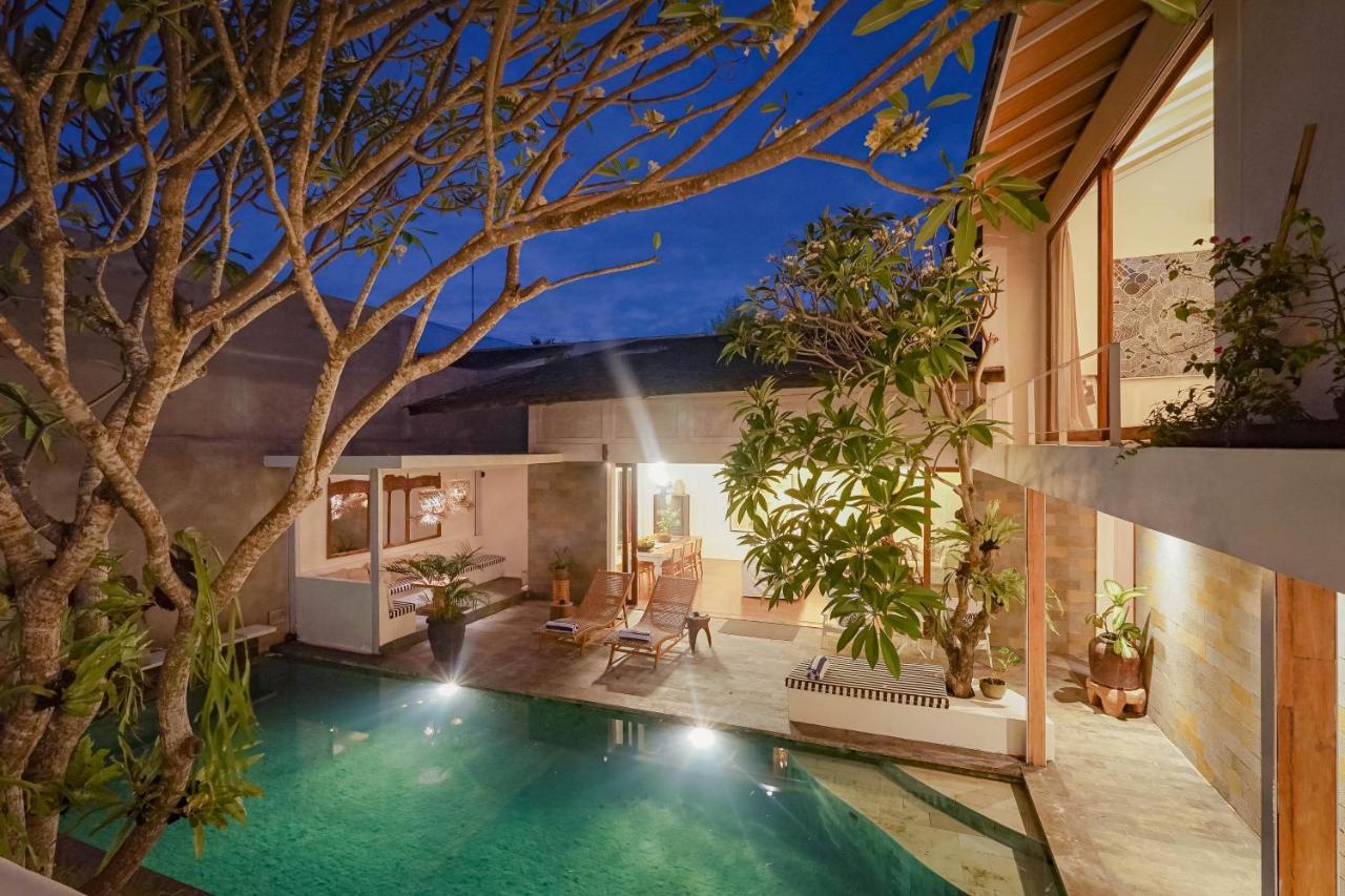 Bias Villa Seminyak Exterior foto